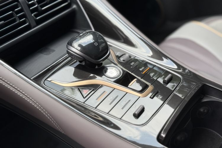 Used BYD Frigate 07 2023 DM-i 205KM Flagship Model