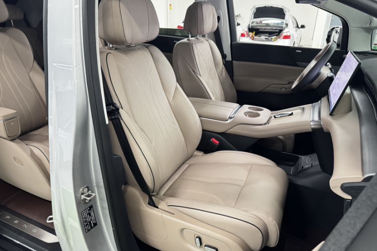 Used XPeng X9 2024 610 Long-Range Pro
