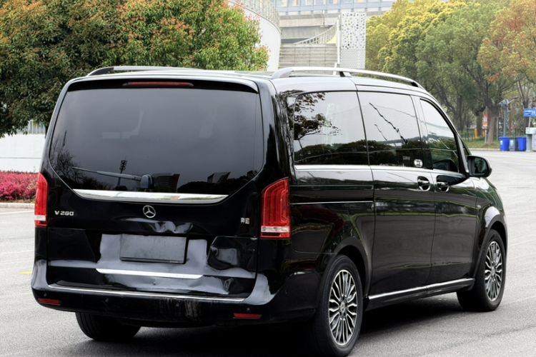 Used Mercedes-Benz V-Class 2018 V 260 Prestige Edition China VI Exterior 5