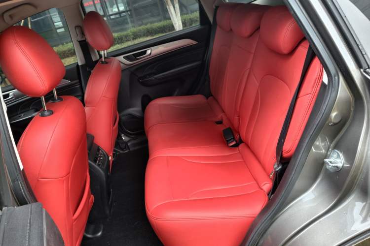 Used Haval M6 2021 PLUS 1.5T DCT Elite Smart Connectivity Model