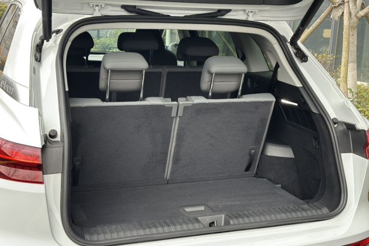 Used Audi Q5 e-tron 2022 40 e-tron Starry Edition Luxury Package Trunk