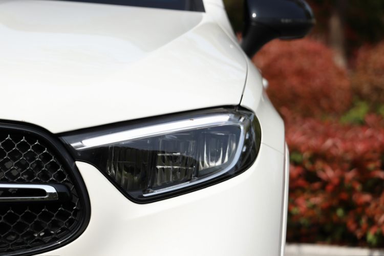 Used Mercedes-Benz GLC Coupe 2025-Year Restyled GLC 260 4MATIC Coupe SUV
