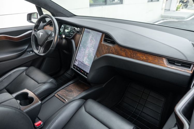 Used Tesla Model X 2019 Long-Range Version
