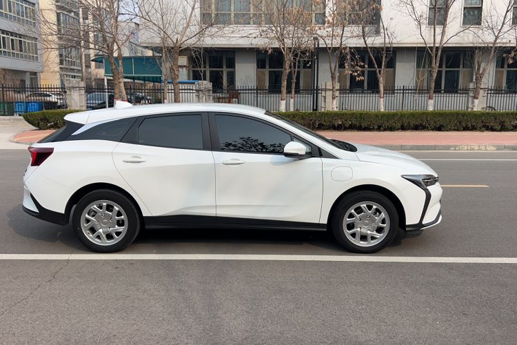 Used Buick Velite 6 2024 450km Range Commuter Version