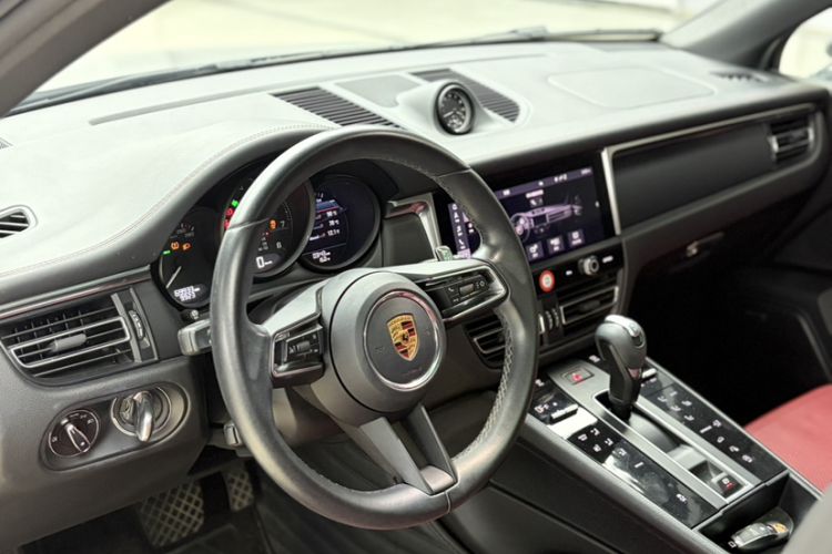 Used Porsche Macan 2022 Macan 2.0T
