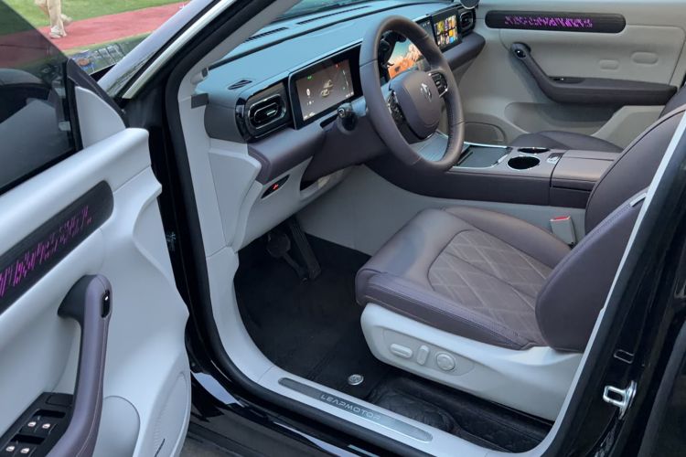 Used Leapmotor C11 2024 All-Electric 580 Luxury Edition Left Front Seat