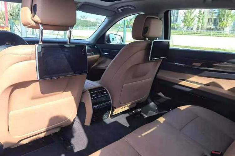 Used BMW 7 Series 2014 730Li Premium Edition
