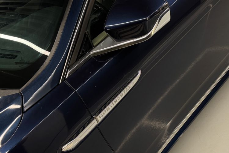 Used Lincoln Continental 2017 2.0T Two-Wheel Drive Deluxe Edition Exterior 2