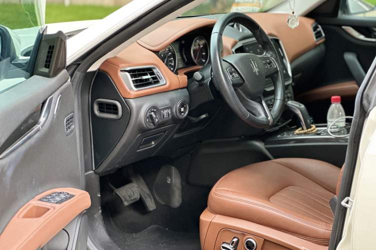 Used Maserati Ghibli 2021 2.0T Sharp Edition