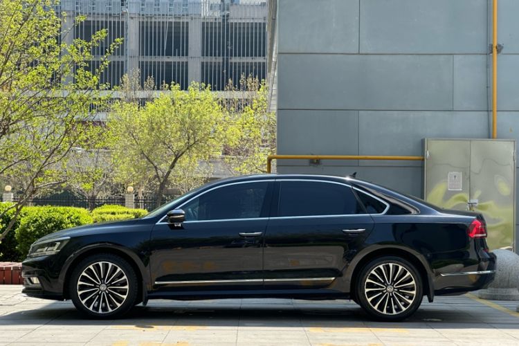 Used Volkswagen Passat 2017 380TSI DSG Prestige Edition Exterior 3