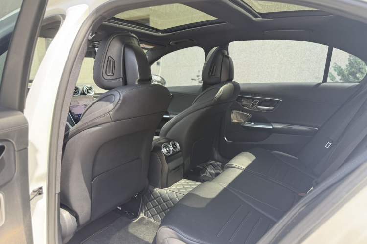 Used Mercedes-Benz C-Class 2025 C 260 L Sport Edition Interior 3