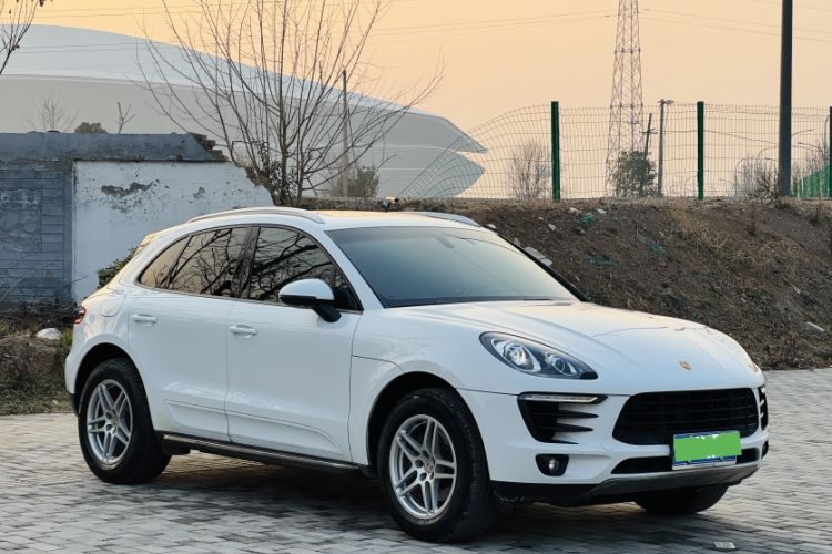 Used Porsche Macan 2016 Macan 2.0T