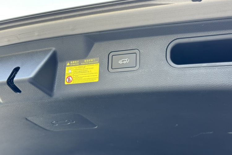 Used BYD Song MAX New Energy 2019 DM 1.5T Smart Connect Zhiyao Model 6-Seater China V Emission Standard
