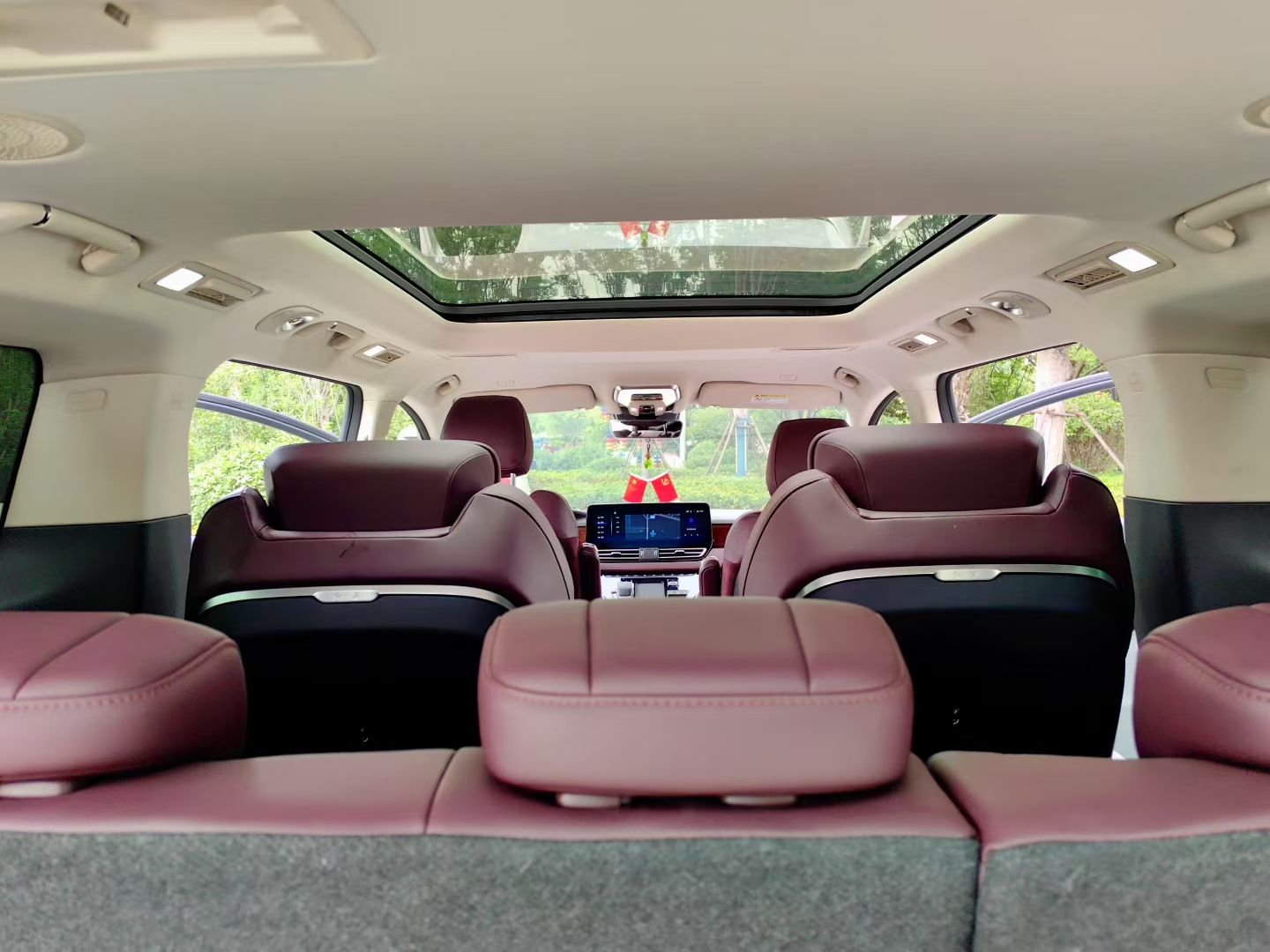 Hongqi HQ9 2023 2.0T Smart Connect Flagship Edition - Chinese Trim Xiang — снимка 17