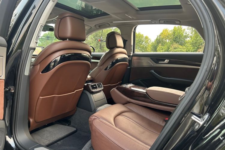 Used Audi A8 2016 A8L 45 TFSI quattro Comfort model
