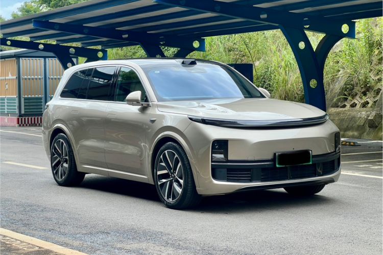 Used Li Auto L9 2022 Max model
