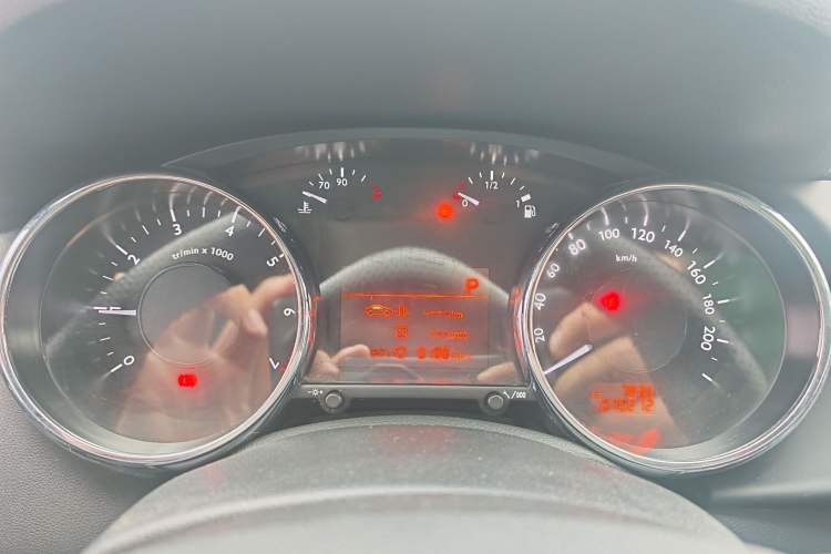 Used Peugeot 3008 2015 1.6THP Automatic Classic Edition