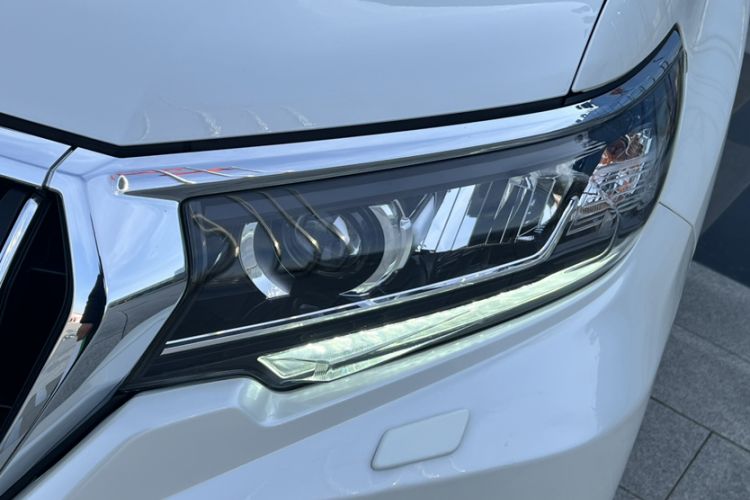 Used Toyota Prado 2018 3.5L Automatic TX-L with Rear-Mounted Spare Tire
