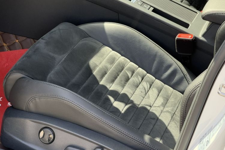 Used Volkswagen Magotan 2018 330TSI DSG Luxury Model Interior 14