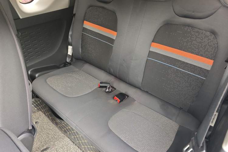 Used Wuling Hongguang MINIEV 2020 Freedom Version Lithium Iron Phosphate Interior 3