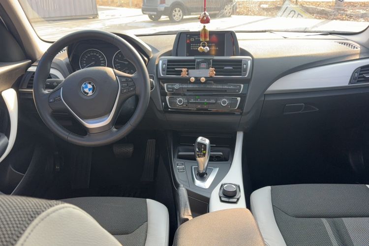Used BMW 1 Series 2015 118i Urban Design Package Interior 1