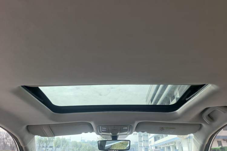 Used Geely Auto Vision X6 2016 1.8L Manual Luxury Model