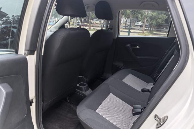 Used Volkswagen Polo 2016 1.4L Automatic Trendy Model
