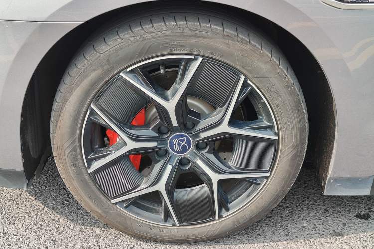 Used BYD Han 2023 DM-i Champion Edition 200KM Premium Model
