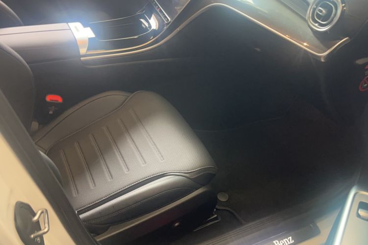 Used Mercedes-Benz C-Class 2024 Second Facelift C 260 L Sport Edition Right Front Seat