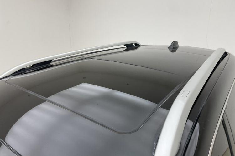 Used Jeep Cherokee 2020 2.0L Two-Wheel Drive Classic Sports Edition
