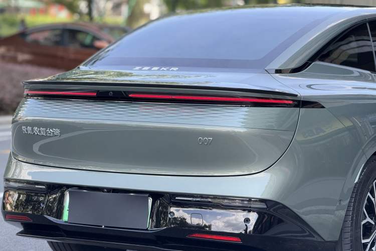 Used Zeekr 007 2025 Rear-Drive Intelligent Driving Version 75 kWh
