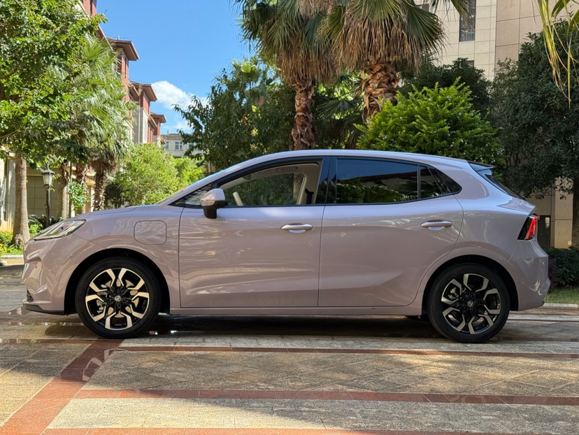 MG 4 EV 2026 Model 530 Smart Fun Edition — снимка 13