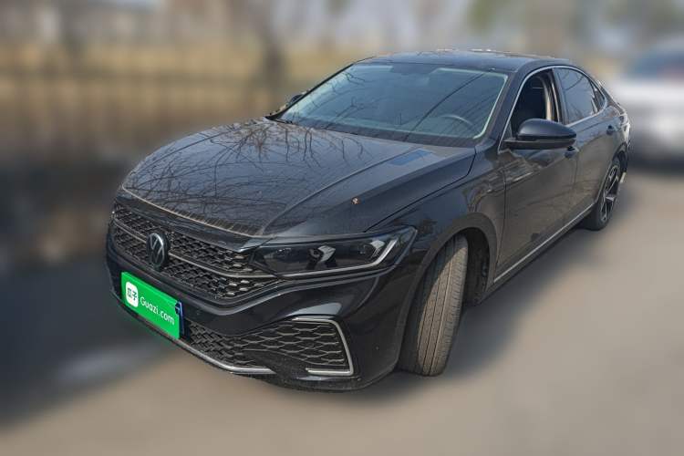 Used Volkswagen Passat 2023 330TSI Starry Elite Edition