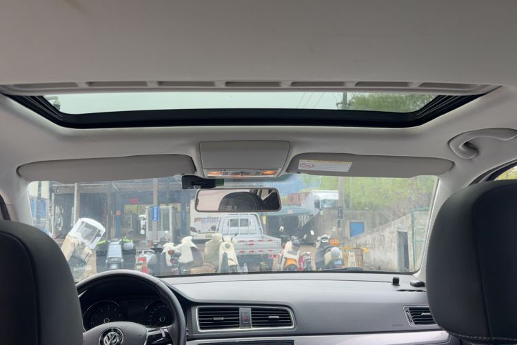 Used Volkswagen Gran Lavida 2015 1.6L Automatic Comfort Edition