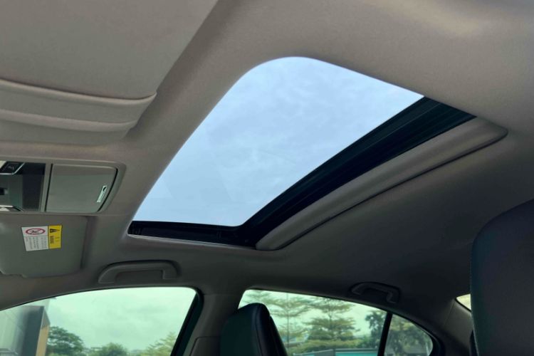 Used Honda Accord 2016 2.0L Elite Edition
