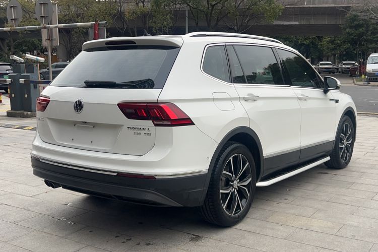 Used Volkswagen Tiguan L 2019 330TSI Automatic Two-Wheel Drive Smart Luxury Version China V Emission Standard