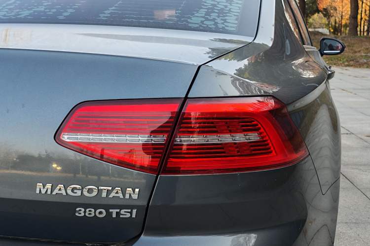 Used Volkswagen Magotan 2017 380TSI DSG Luxury Model