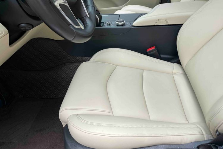 Used Cadillac CT6 2019 28T Fashion Edition Interior 10