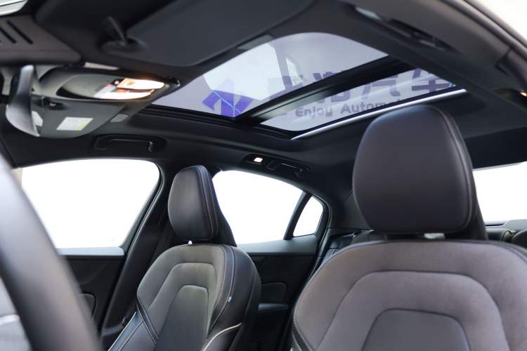 Used Volvo S60 2025 B5 Zhiya Sport Edition