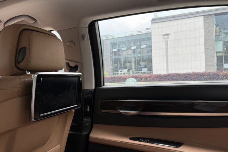 Used BMW 7 Series 2014 730Li Premium Edition
