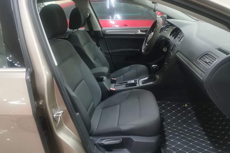 Used Volkswagen Golf 2016 1.6L Automatic Comfort Model