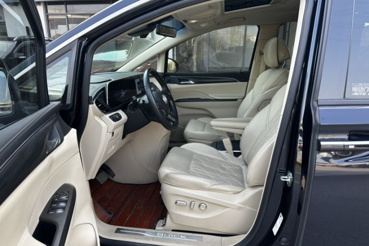 Used Buick GL8 2023 ES Lu Zun Flagship Model
