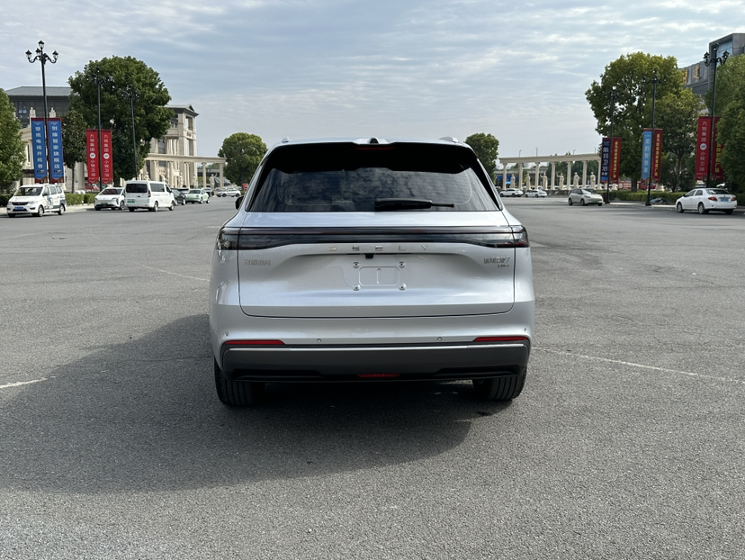 Geely Galaxy Xingjian 7 EM-i 2026 Model 135km Starship Version — снимка 17