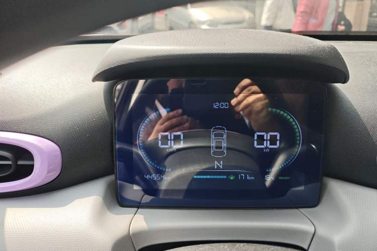 Used Leapmotor T03 2022 Amber Edition Odometer Close Up