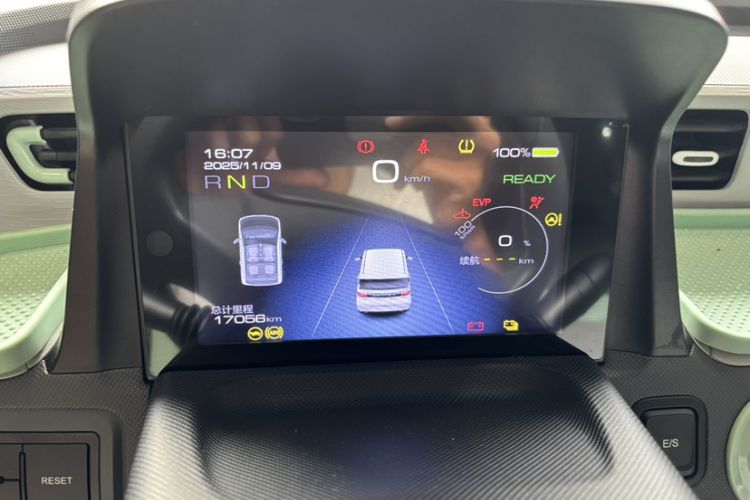 Used Wuling Hongguang MINIEV 2022 Macaron Premium Model – Lithium Ternary Battery