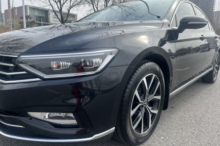 Used Volkswagen Magotan 2020 330TSI DSG Leading Model Exterior 7