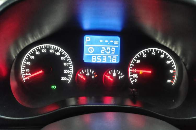 Used Chery Tiggo 3 2014 1.6L CVT ZhiShang Edition
