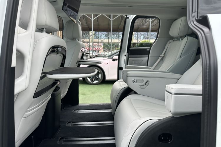 Used XPeng X9 2024 610 Long-Range Pro
