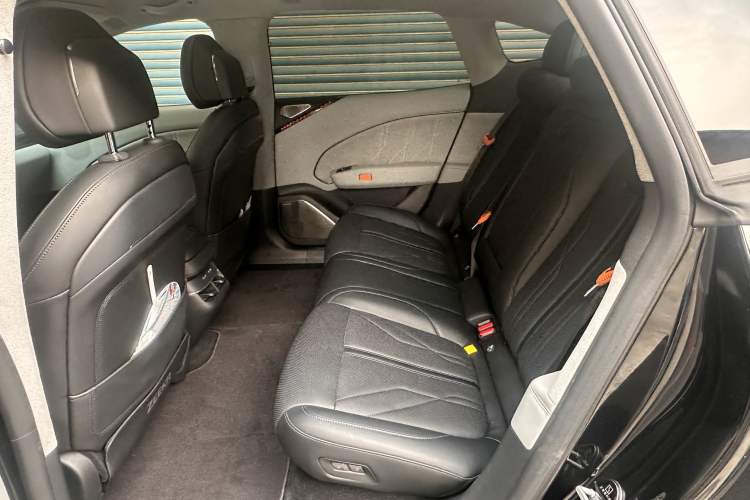 Used Zeekr 007 2024 Four-Wheel Drive Intelligent Driving Version 100 kWh
