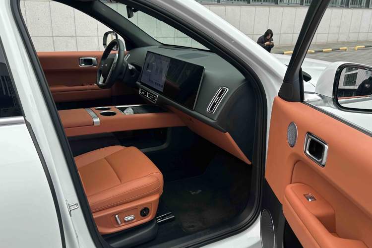 Used Li Auto L6 2024 Max Interior 6